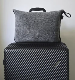 bugatti Reisedecke 130 x 150 cm grau/schwarz