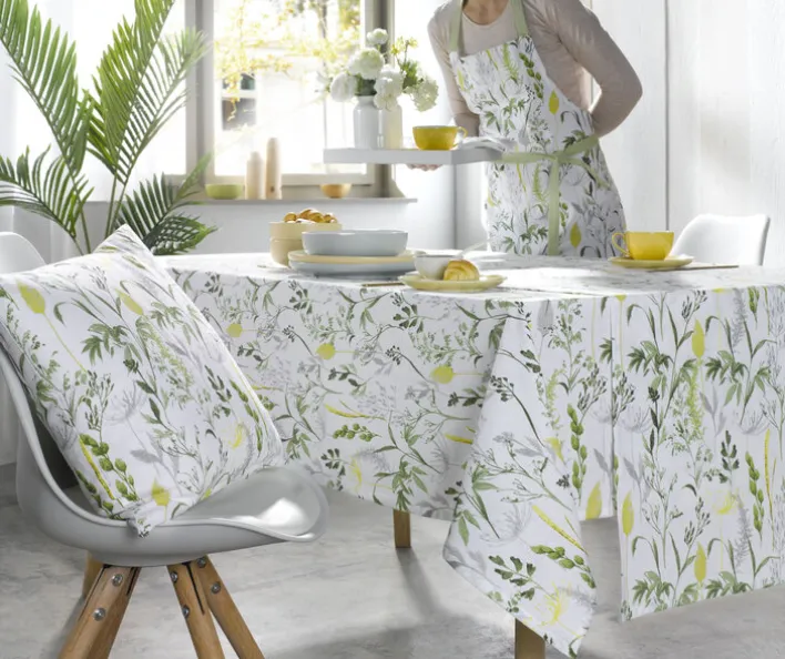 casaNOVA Tischdecke KLARA 130 x 170 cm grün