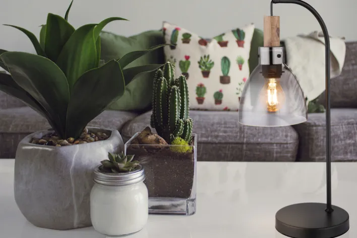 GLOBO Retrofit Tischlampe MATTEA 55 cm schwarz /Holzdekor