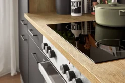 Küchenzeile MARY Touch Schwarz/ Endgrain Oek 270 cm