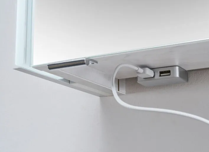 LEONARDO Spiegelschrank weiß