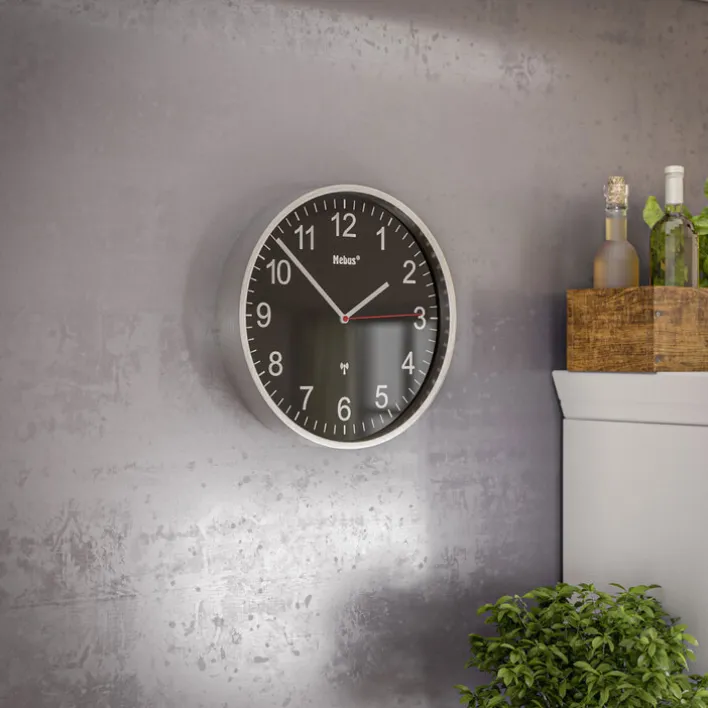 Mebus Funk-Wanduhr silberfarbig/schwarz