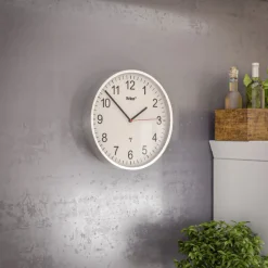 Mebus Funk-Wanduhr silberfarbig