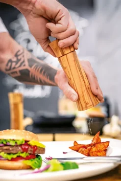 ZASSENHAUS Salzmühle FRANKFURT 18 cm Olivenholz